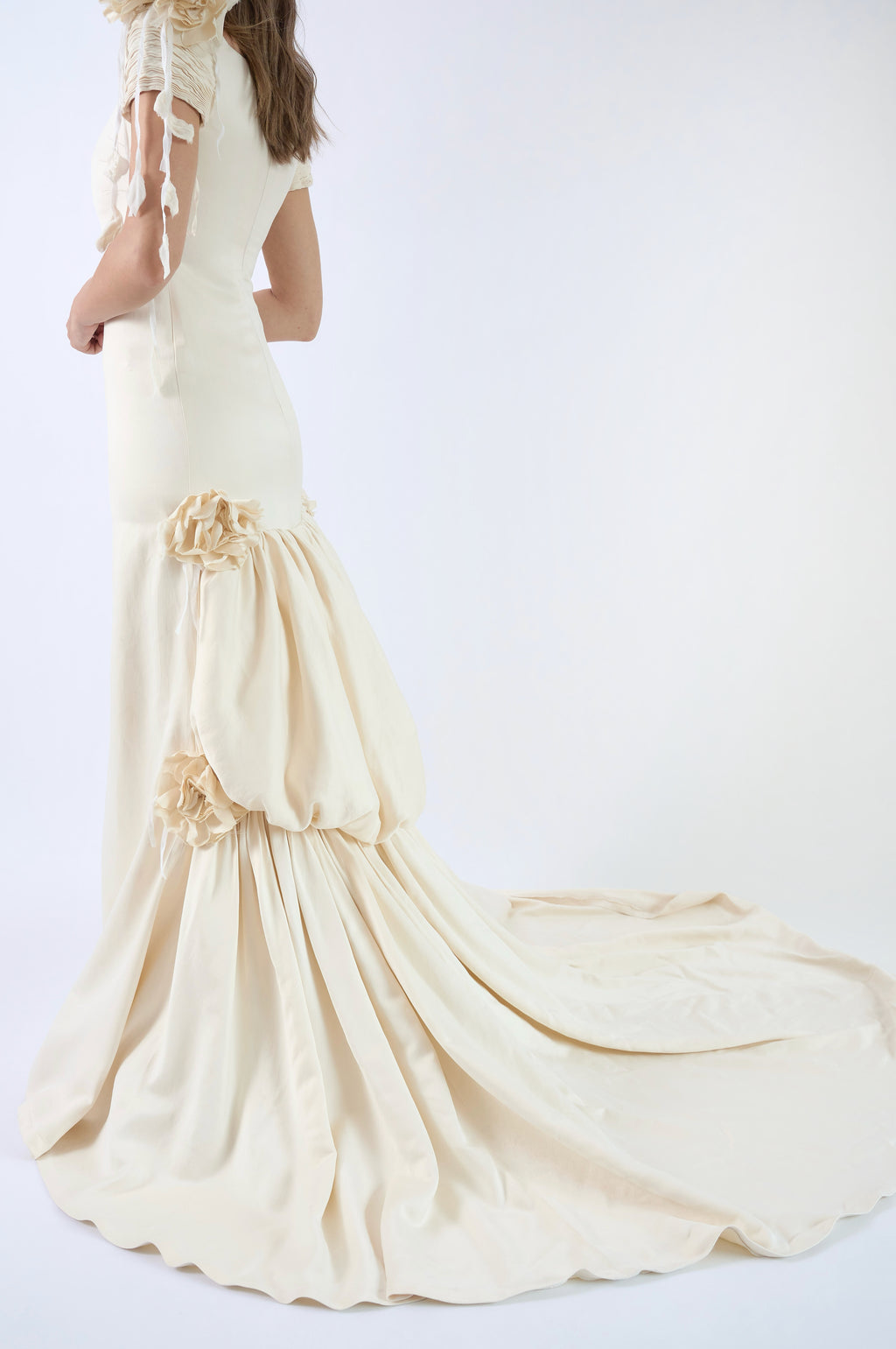 Valentino Sposa S/S 2007 Mikado gown with rosettes and bustle effect. View of large round train. Valentino archival wedding dress bridal gown