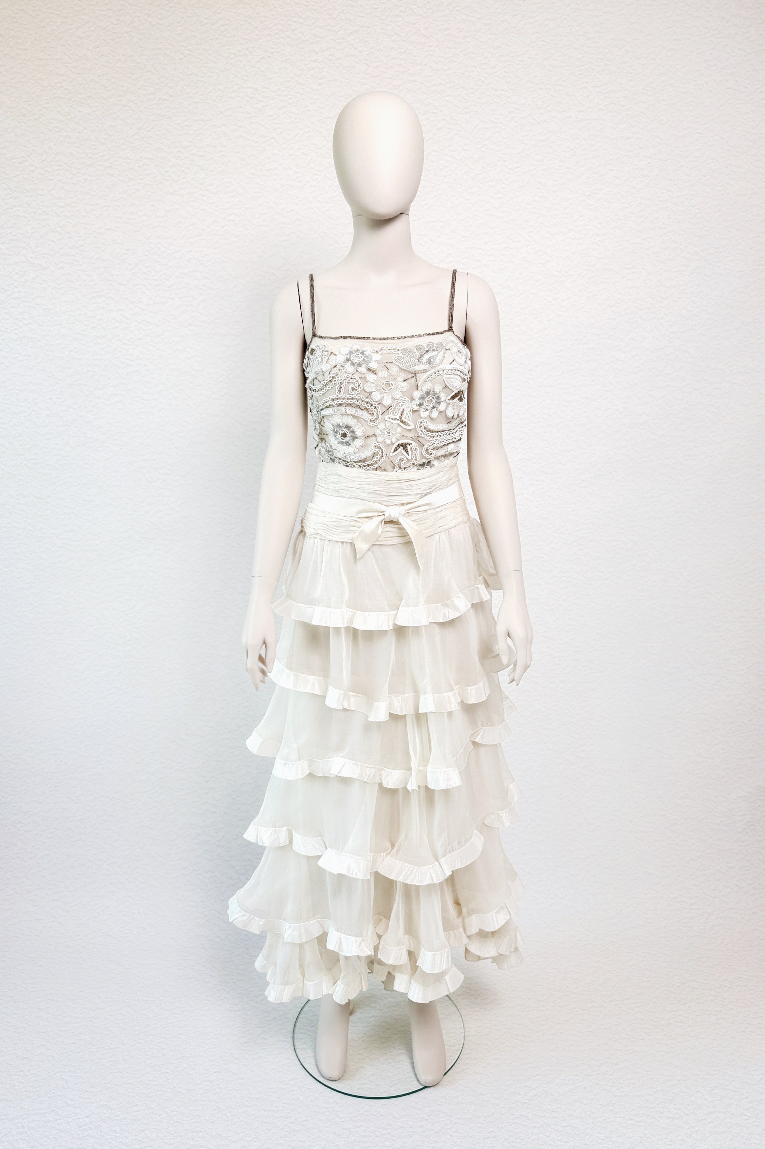 Valentino FW2003 ivory beaded floral bodice tiered silk chiffon gown front view, worn by Rachel Zoe. archival vintage BRIDAL, wedding dress, reception dress.
