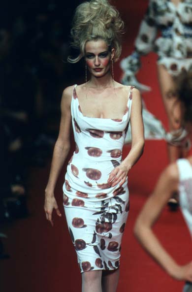 Vivenne Westwood S/S 1997 “Vive La Bagatelle” Ripe Peach Dress. Runway, modeled by Karen Mulder